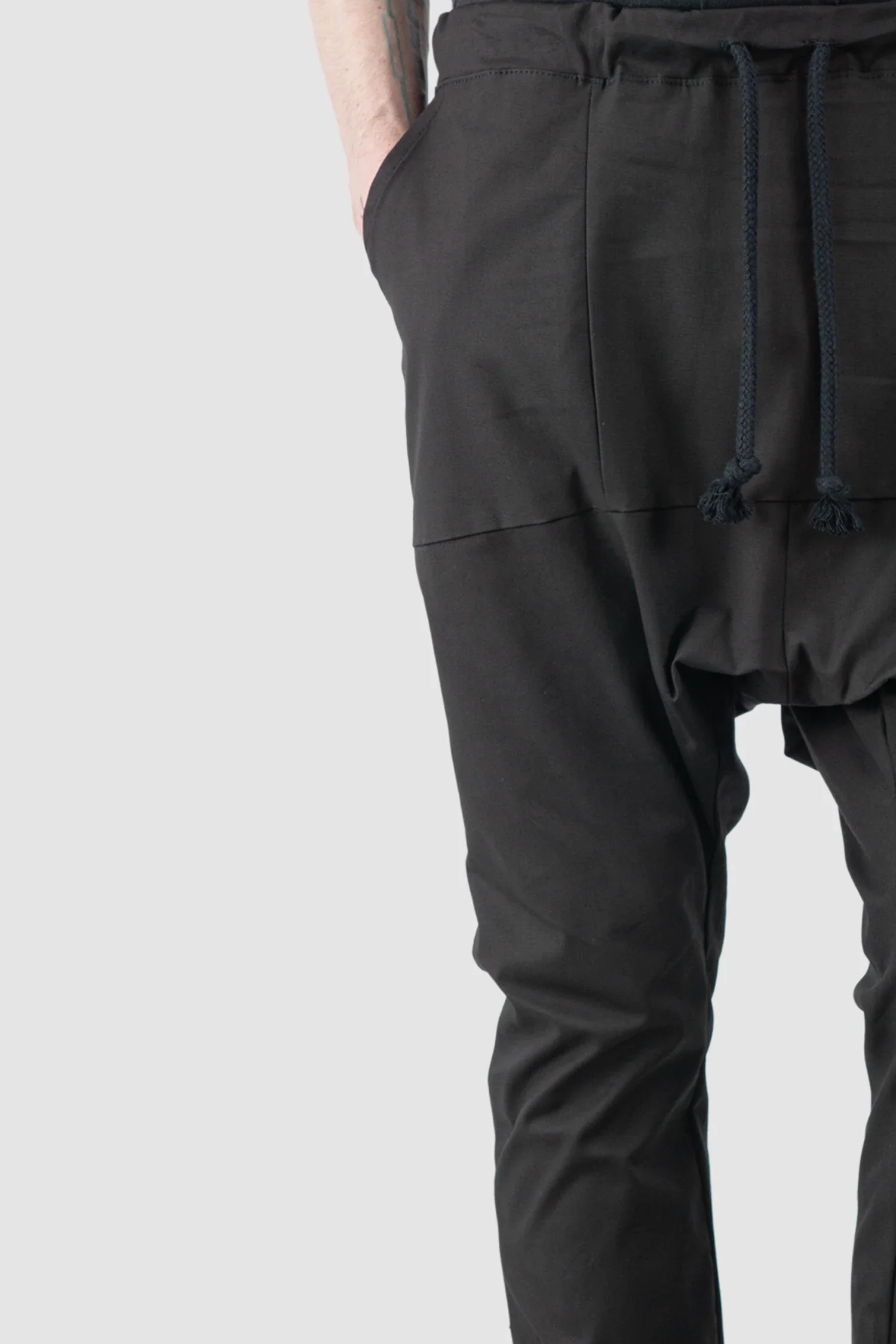 Black Low Crotch Cotton Twill Jogging Trousers - Image 4