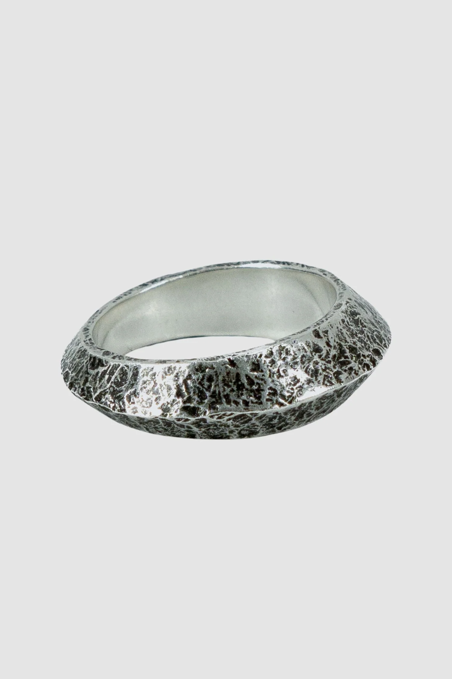 Silver Wide Tapered Ring - Image 3