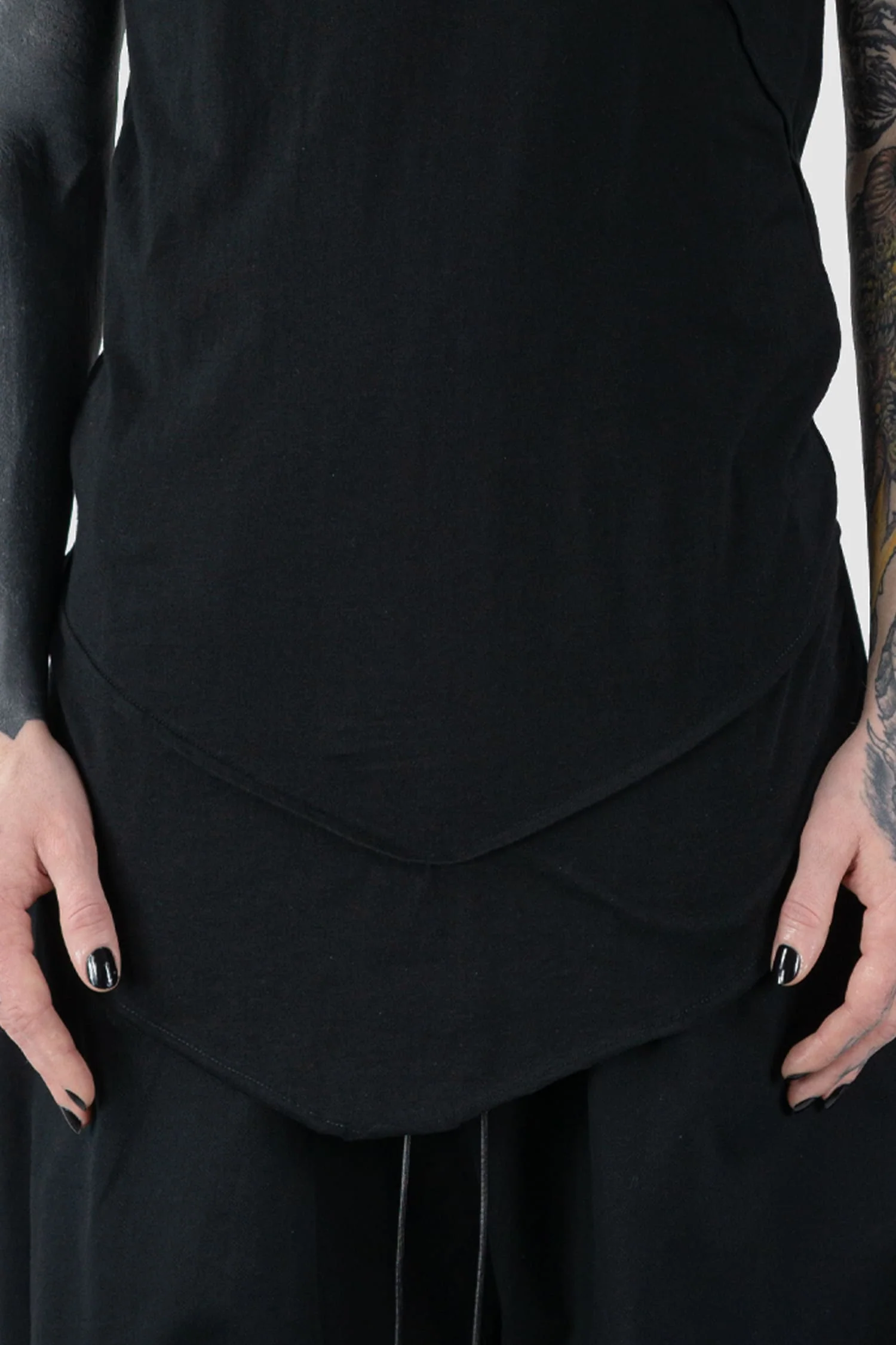 Black Asymmetrical Detailed Bamboo Cotton T-Shirt - Image 4