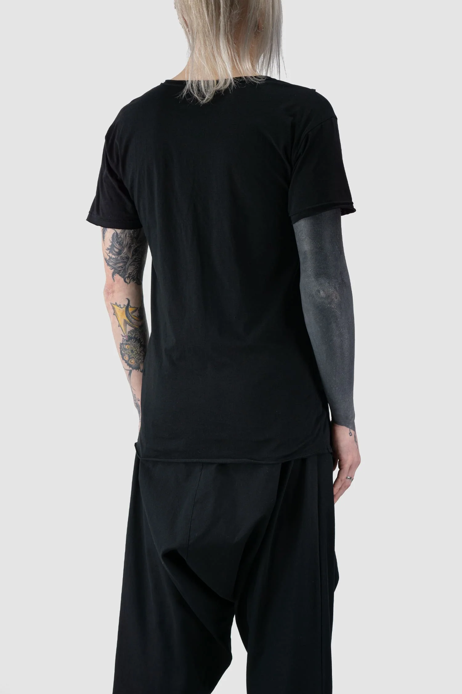 Black Asymmetrical Detailed Bamboo Cotton T-Shirt - Image 6