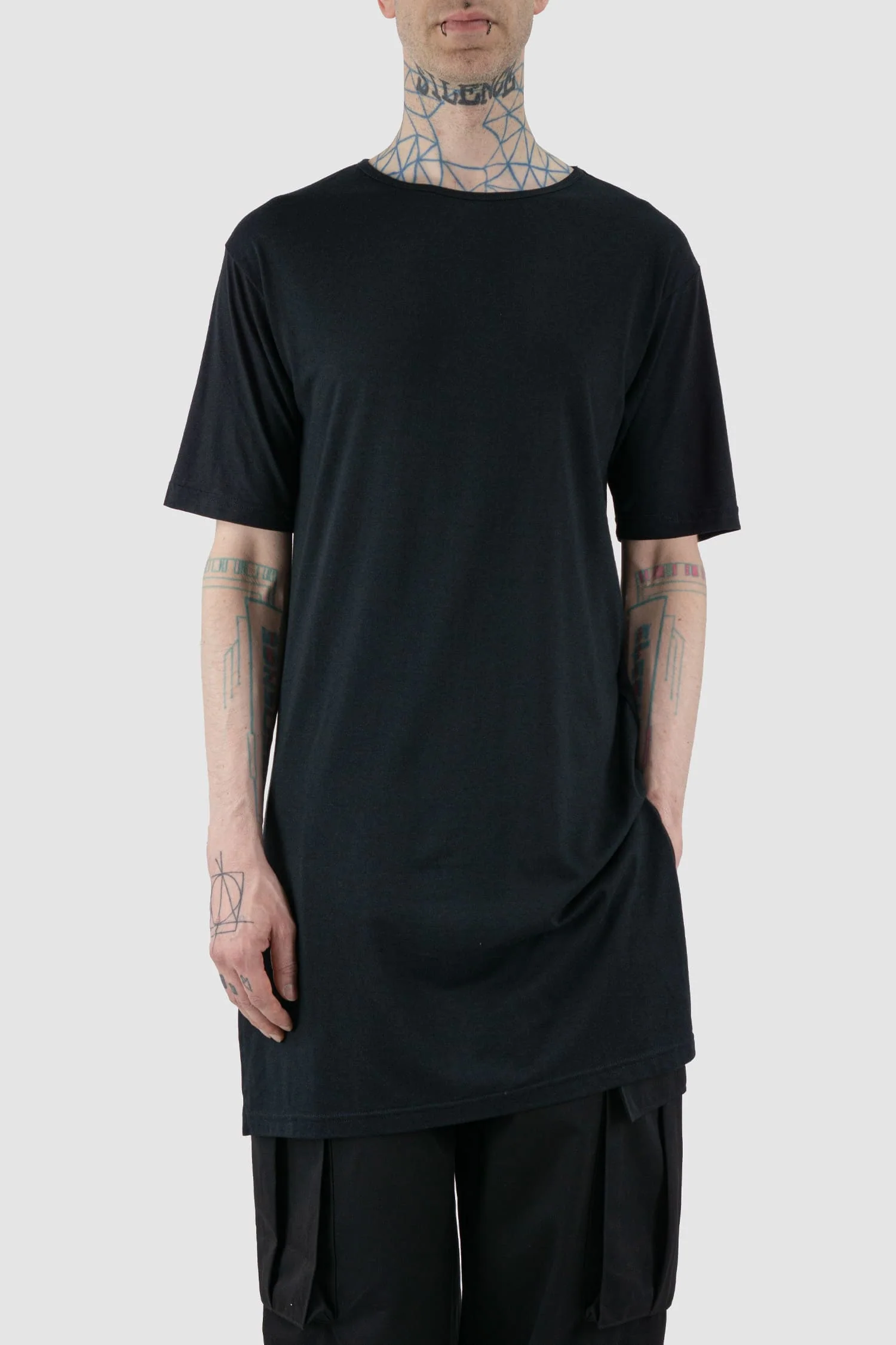 Black Overlength Bamboo T-Shirt - Image 7