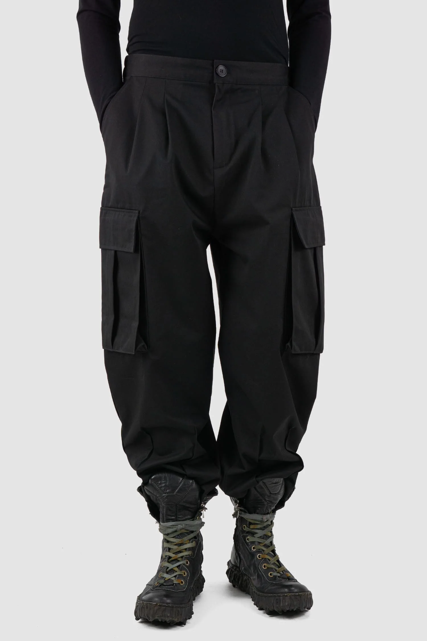 Black Shortened Military Cargo Pants - Image 8